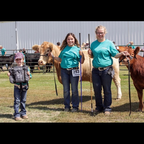 Meet your Posher, Alexis - Picture 6 of 6